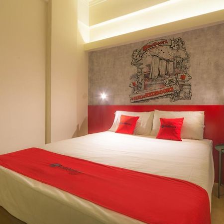 ホテル Reddoorz At Geylang シンガポール エクステリア 写真