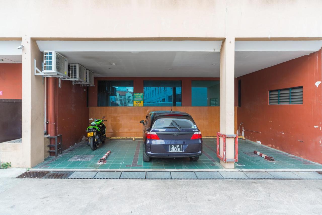 ホテル Reddoorz At Geylang シンガポール エクステリア 写真