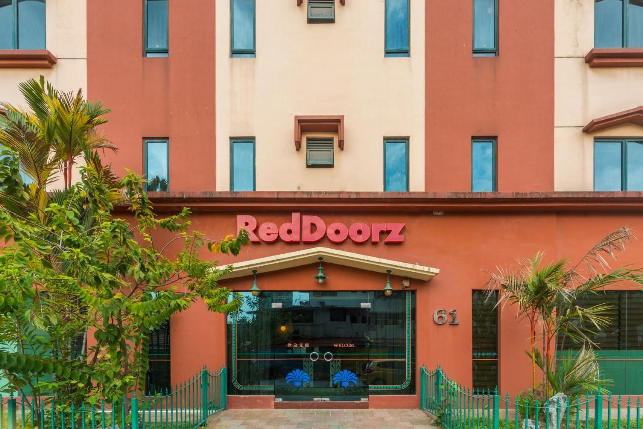 ホテル Reddoorz At Geylang シンガポール エクステリア 写真